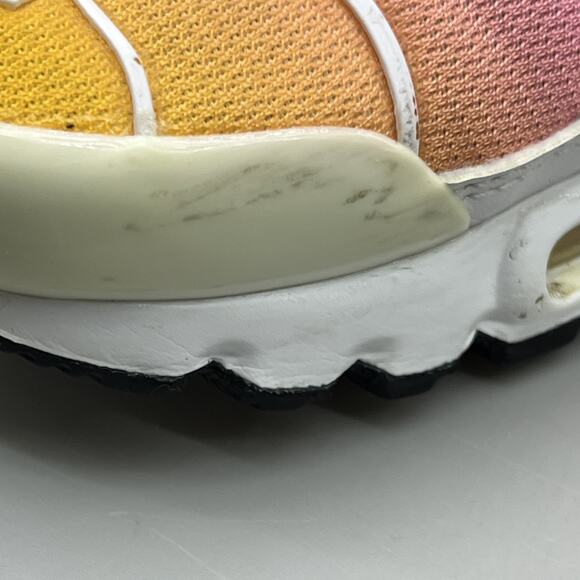 Nike Air Max Plus TN Running Sneakers Women Size 6.5 Multicolor Comfort Shoes - Picture 9 of 10